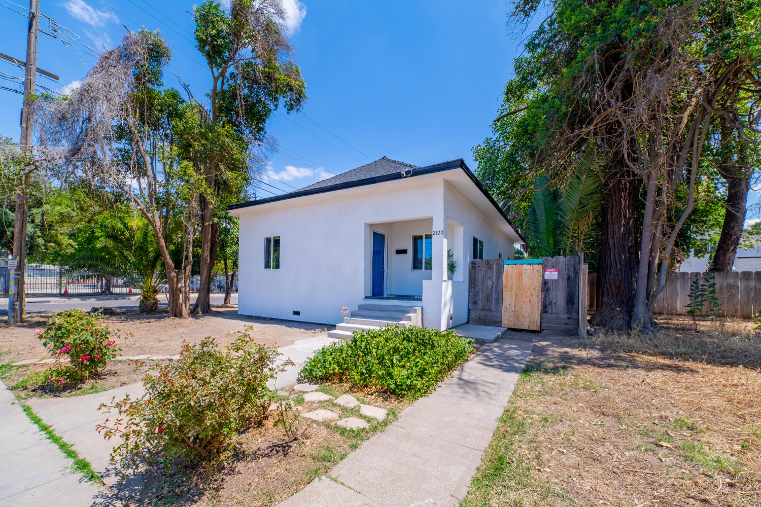 2320 K St